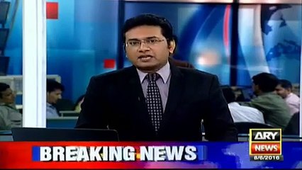 Khwaja Asif ko ulta latka ker jootay marne chahiyen - Naeem ul Haq responds to personal attack on Shireen Mazari