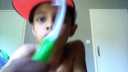 DÉFI N•1^_^:Se brossée les dent avec du ketchup $.$