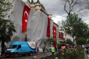 Saldırıdan Sonra Kullanılamaz Hale Gelen Otelin İçi Görüntülendi
