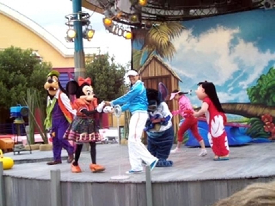 Lilo et stitch en elvis walt disney studios