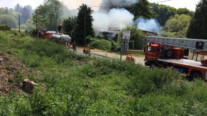 Incendie dans un entrepôt à Cadolan