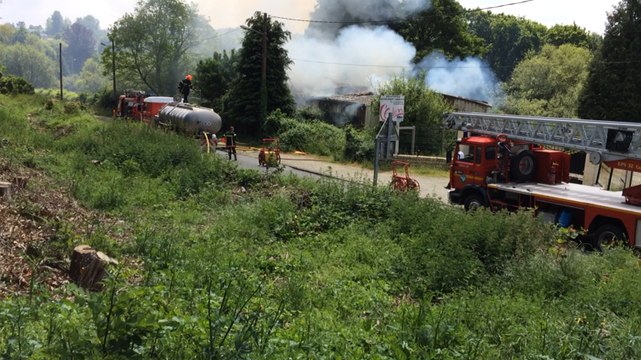 Incendie dans un entrepôt à Cadolan