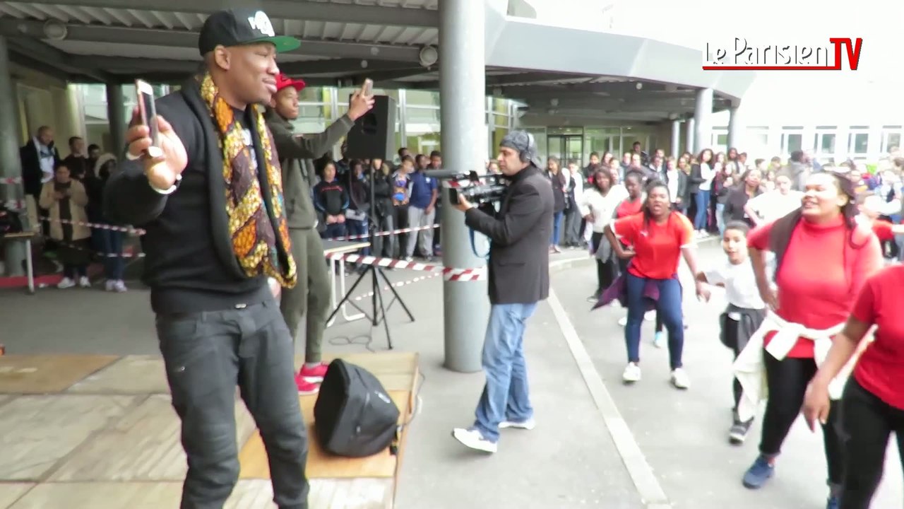 Le rappeur Mokobé en concert au collège Jean-Moulin de Sannois (95)