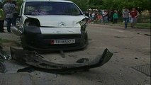 Përplasen dy automjete, njëra drejtohej nga një 15-vjeçar - Top Channel Albania - News - Lajme