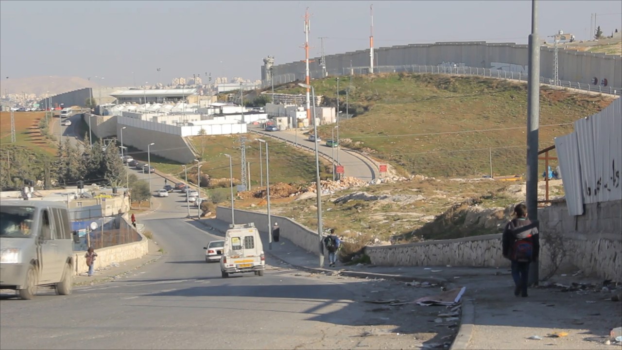 القدس- الجدار العازل يخنق القدس
