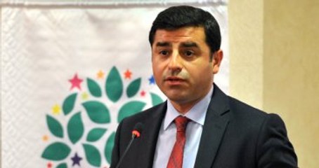 Demirtaş: Türkiye'de İç Savaşa Sürükleniyoruz