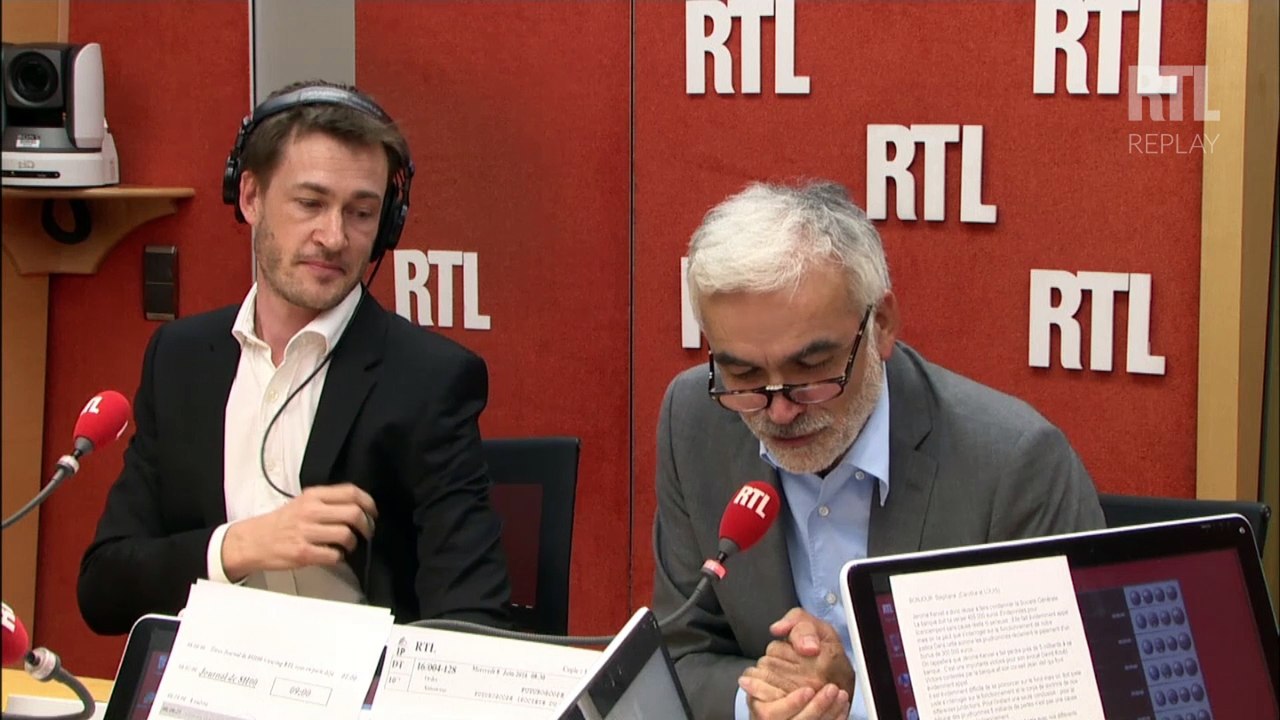 Prix humour et politique : "Le 'ça va mieux' de Hollande n'a pas fait rire grand monde", constate Pascal Praud