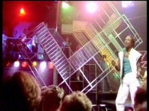 Phil Fearon & Galaxy - Dancing Tight