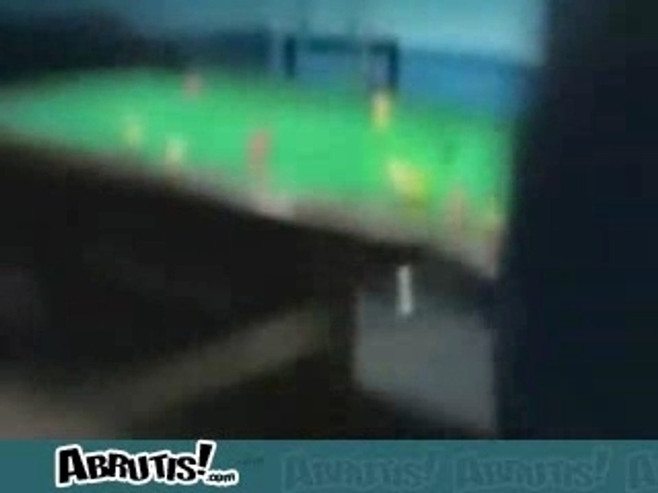 Mec ivre + billard = ...