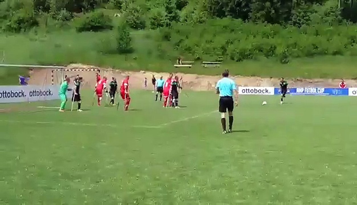 Si tu aimes le foot, tu ne peux que liker cette vidéo