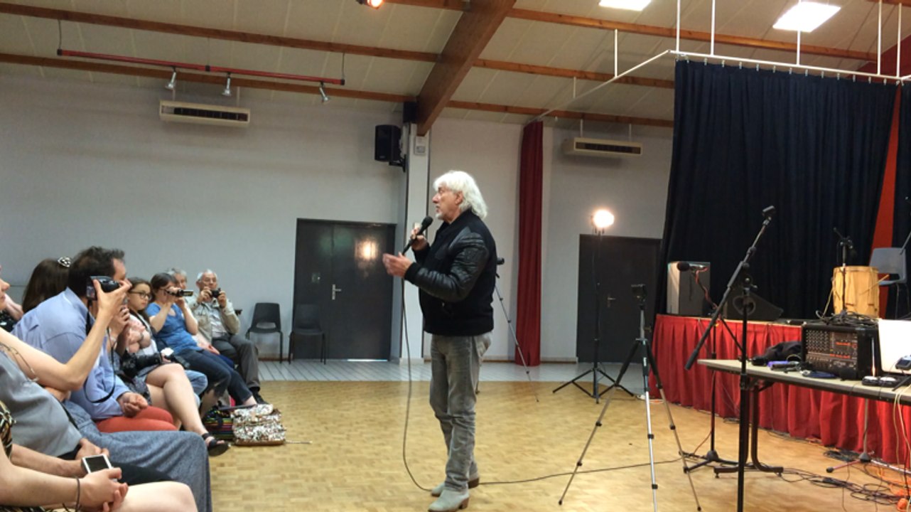 Quand Hugues Aufray rencontre les Little troubadour