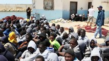 توقيف 117 مهاجرا قبالة ليبيا