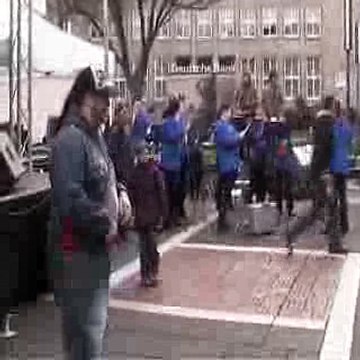 Танцор из улицы