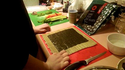 How to make a roll of Teriyaki Chicken Sushi