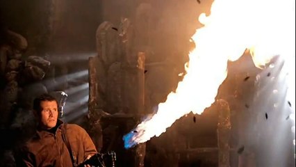 مشهد الممثل هشام بهلول في الفيلم الأمريكي Prisoners Of The Sun.