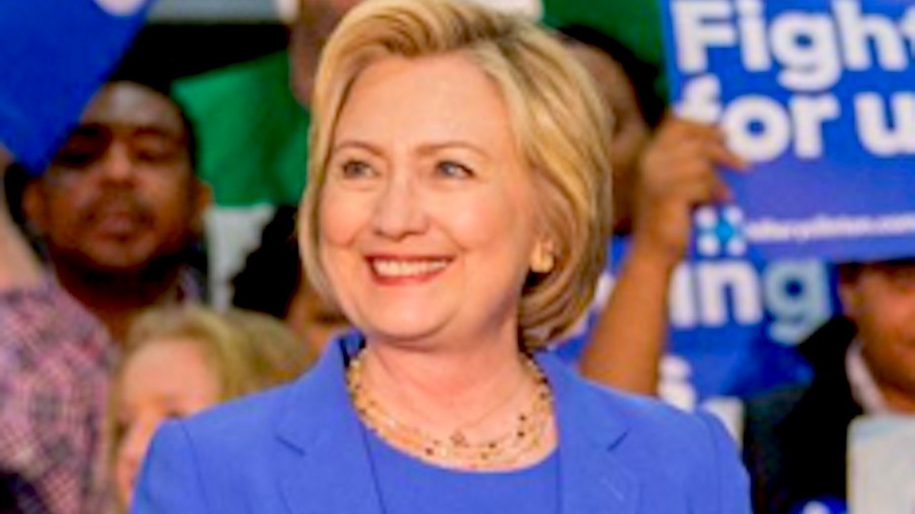 The Internet FREAKS OUT Over Hillary Clinton