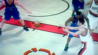 NBA 2K11 ball spins around the rim 9 times! World Record!