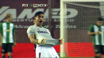 Victor Ayala Smashes In The Goal Of The Copa America