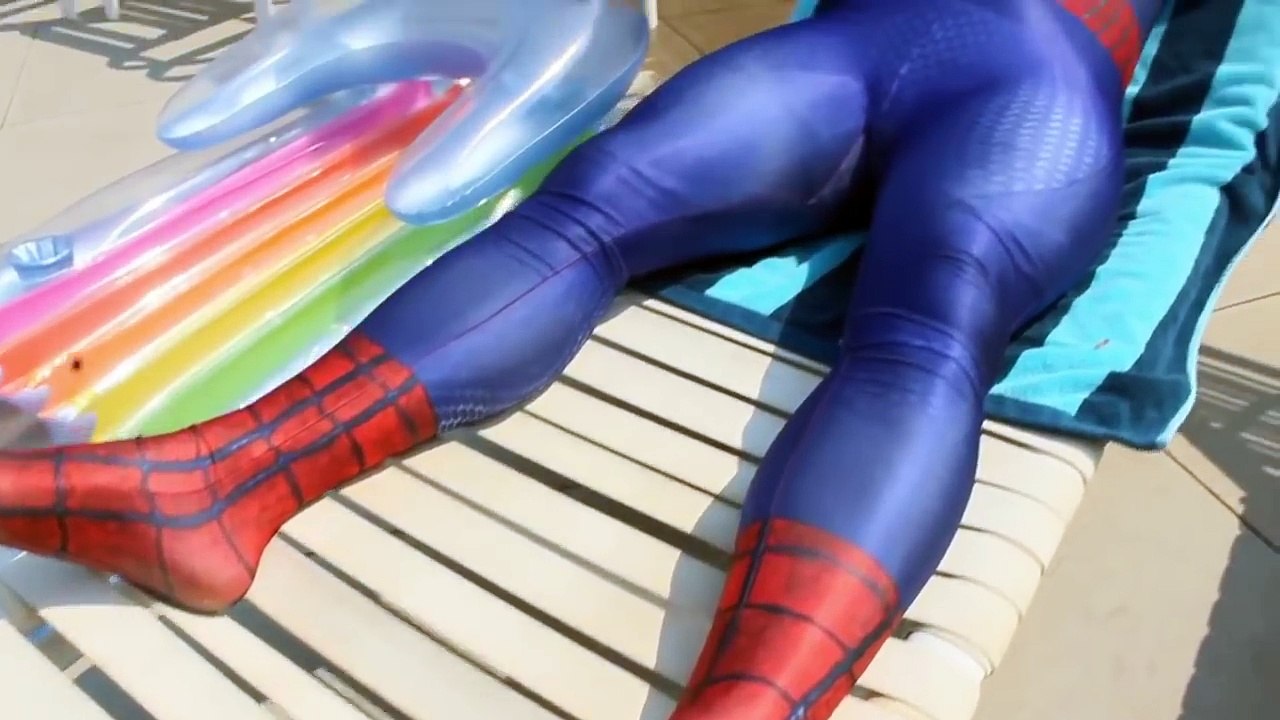 Fat Spiderman vs Venom   In Real Life   Bath Time!