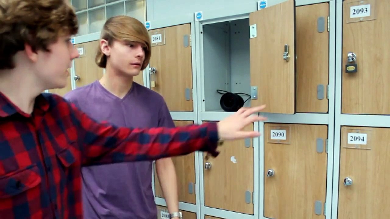 '2001: A Space Odyssey' Remade In 60 Seconds