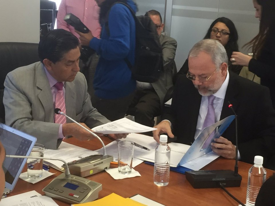 Testimonio de exministro de hidrocarburos