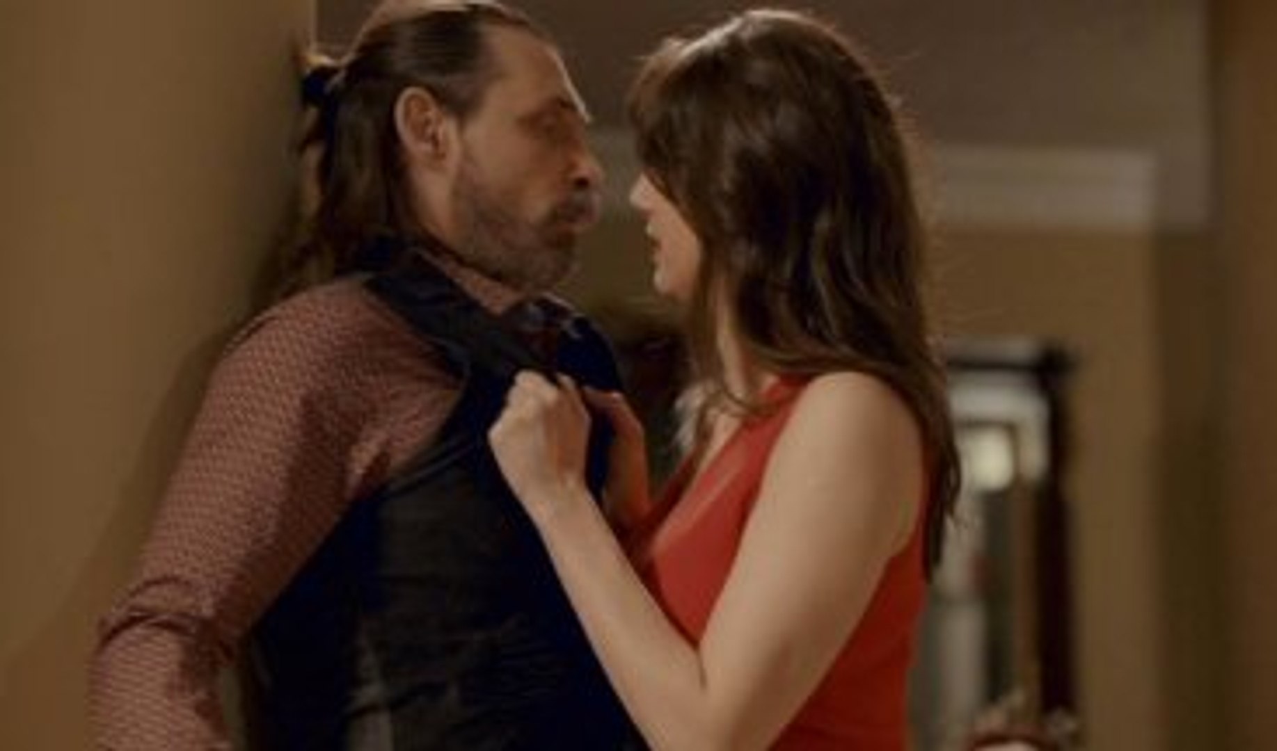 Erdal Beşikçioğlu: O Kadar da Abazan Millet Değiliz