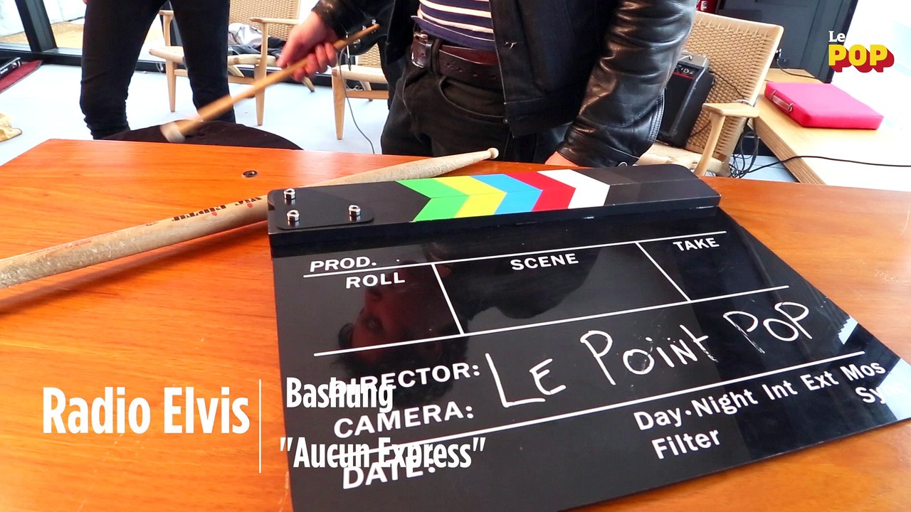 Radio Elvis reprend "Aucun Express" de Bashung pour la session sur le toit