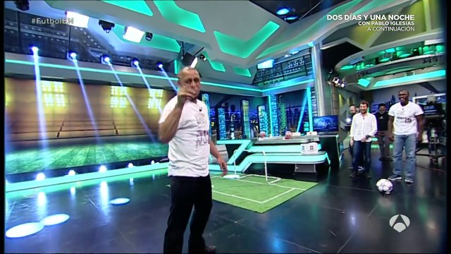 Así chutan Roberto Carlos y Seedorf - El Hormiguero 3.0