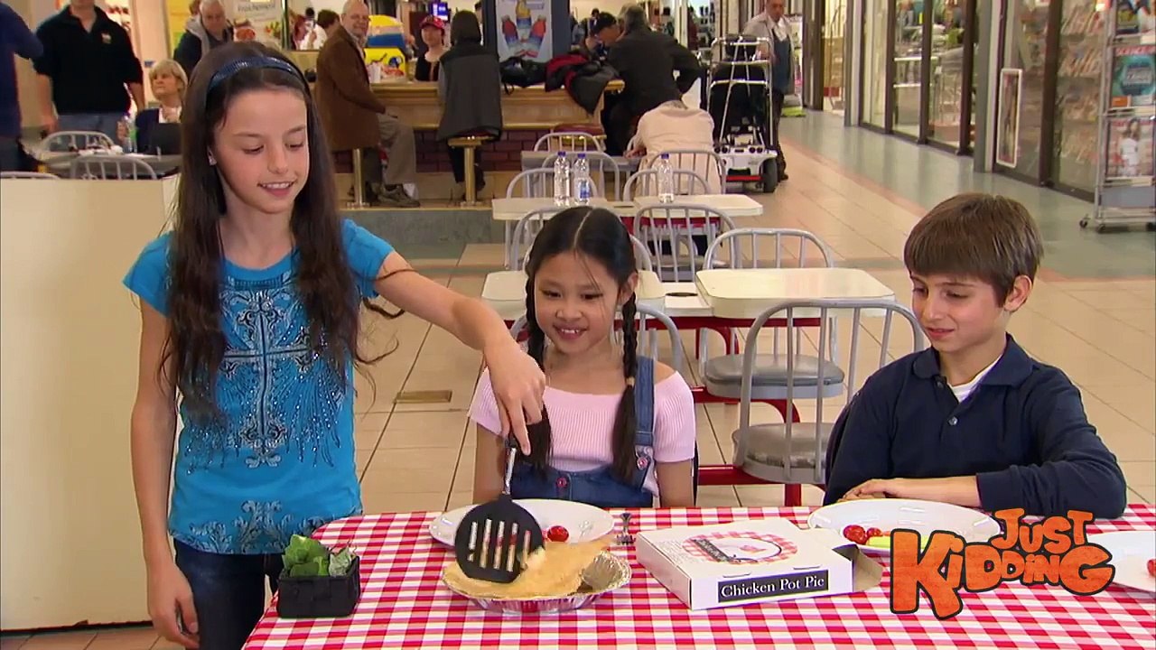 Just For Laughs Gags - Clucking Chicken Pot Pie