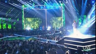 Pitbull Performs “Messin’ Around” with Leona Lewis and Cassadee Pope on the 2016 CMT Awards