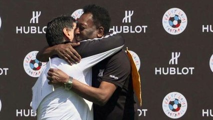 Diego Maradona et Pelé donnent le coup d'envoi de l'euro 2016
