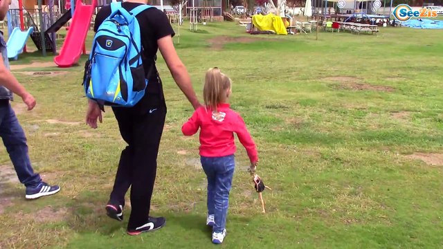 Кукла Штеффи и Ярослава - прогулка к водопаду. Видео для детей. Водопад Дюден Анталия Турция