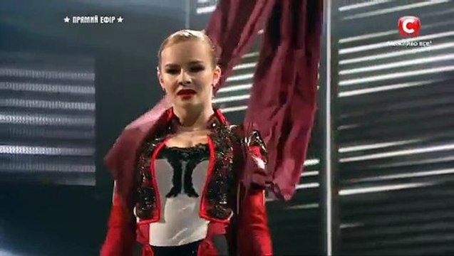 Воздушная гимнастика шоу талантов. Это нечто удивительное!