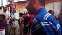 Favela do Moinho 10/09/2013 - PMs saindo da Favela do Moinho após denúncia de abuso - parte final