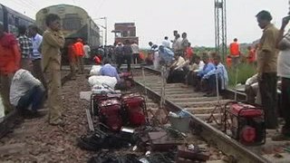 27 07 11 etawah patri se utri train 06