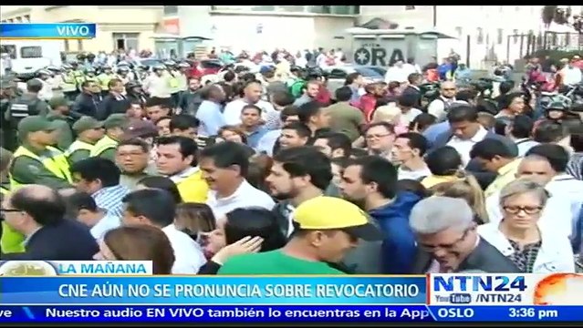 Vamos a lograr entre todos los venezolanos que se abra esa puerta del revocatorio : diputado Julio Borges