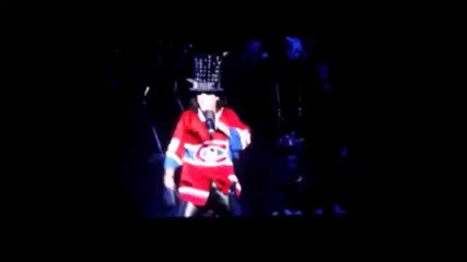 Alice Cooper misheard Wall 2