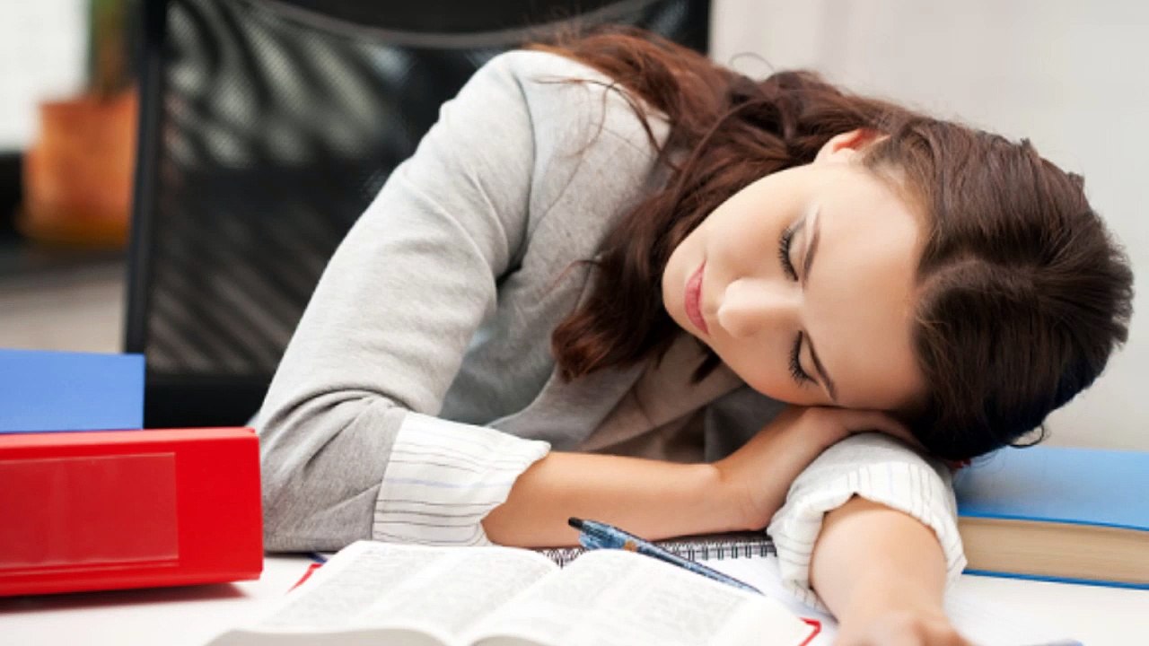 Taza Royal Jelly Ka Istamal (تازہ رائل جیلی کا استعمال)