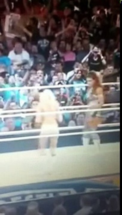 Wrestlemania 28 Kelly Kelly and Maria Menousos vs Beth Phoenix and Eve Torres