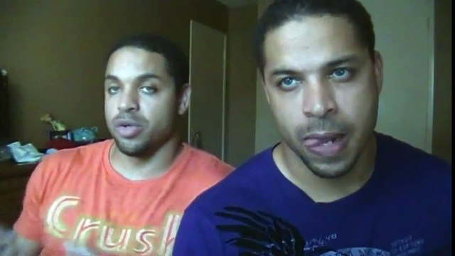 Natural Bodybuilding Tip EZ Curl Bar or Straight Barebell during Curls @hodgetwins