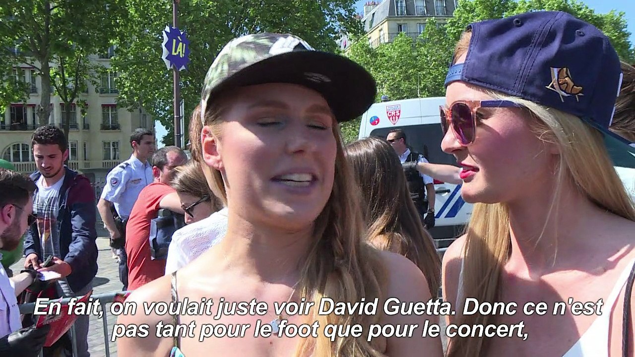 Euro-2016: la grande fan zone de la Tour Eiffel est ouverte
