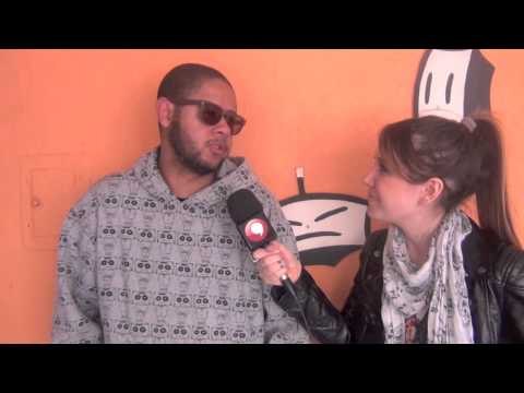 Emicida fala de sua marca de roupas e da sua relação com a moda