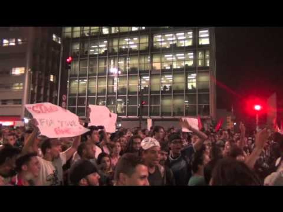 A avenida Paulista parou novamente com protestos; veja o que rolou