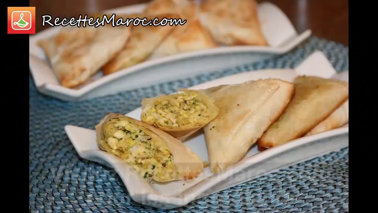 Briouats au Poulet Cuits au Four - Baked Moroccan Chicken Briouats - بريوات بالدجاج في الفرن