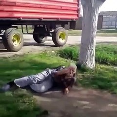 Funny Girls - Try Not To Laugh - Multi Videoz - Bloopers 2016 (1)