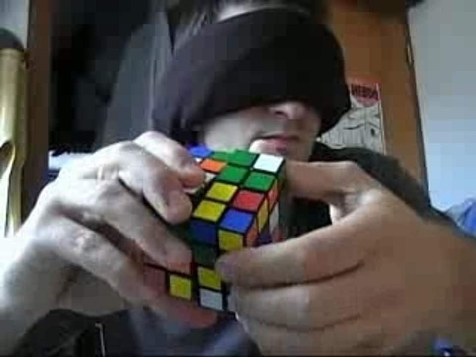 rubik cube en aveugle