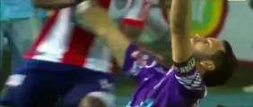 Un gardien marque un superbe coup franc et qualifie son équipe en Copa Sudamericana