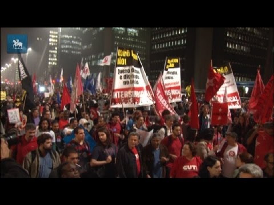 Mais de cem mil vão às ruas em SP para festejar fim do aumento