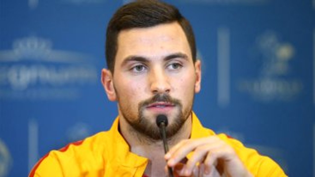 Galatasaray Oyuncusu Sinan Gümüş (1)