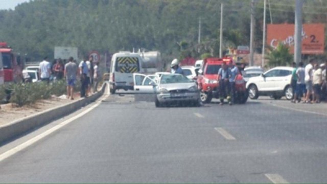 Milas'ta Araç İkiye Bölündü: 1 Ölü, 4 Yaralı
